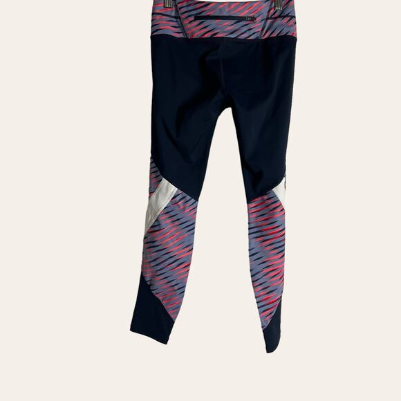 Athleta Electra Sonar Navy Blue Red 7/8 Workout Legging Size XS - Picture 7 of 9